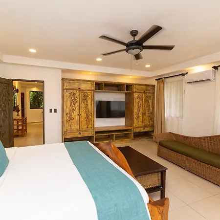 Ecotica Boutique Hotel & Spa (Adults Only)-3